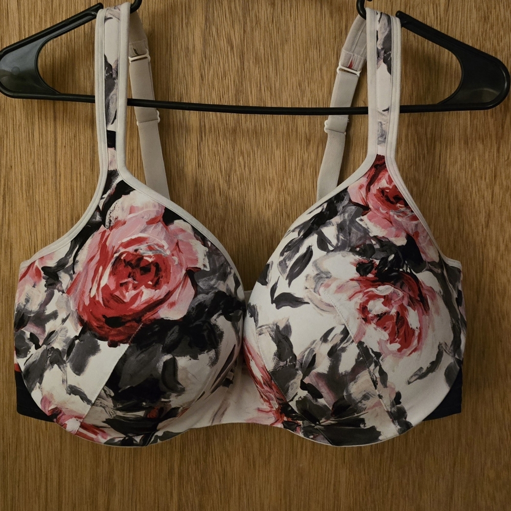 Like New Cacique Bra